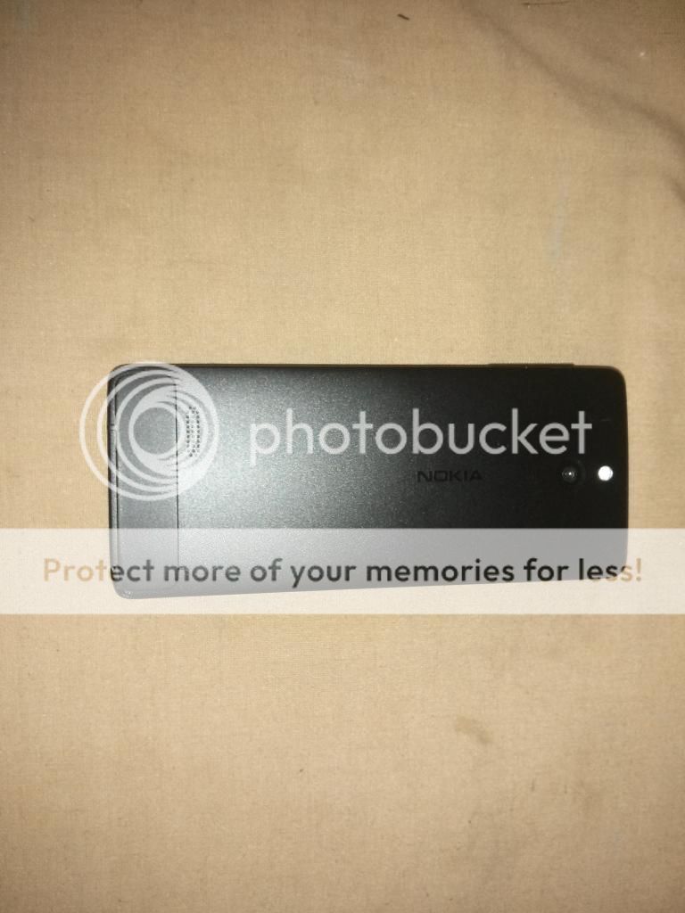 Cần bán Nokia 515 đen - 1