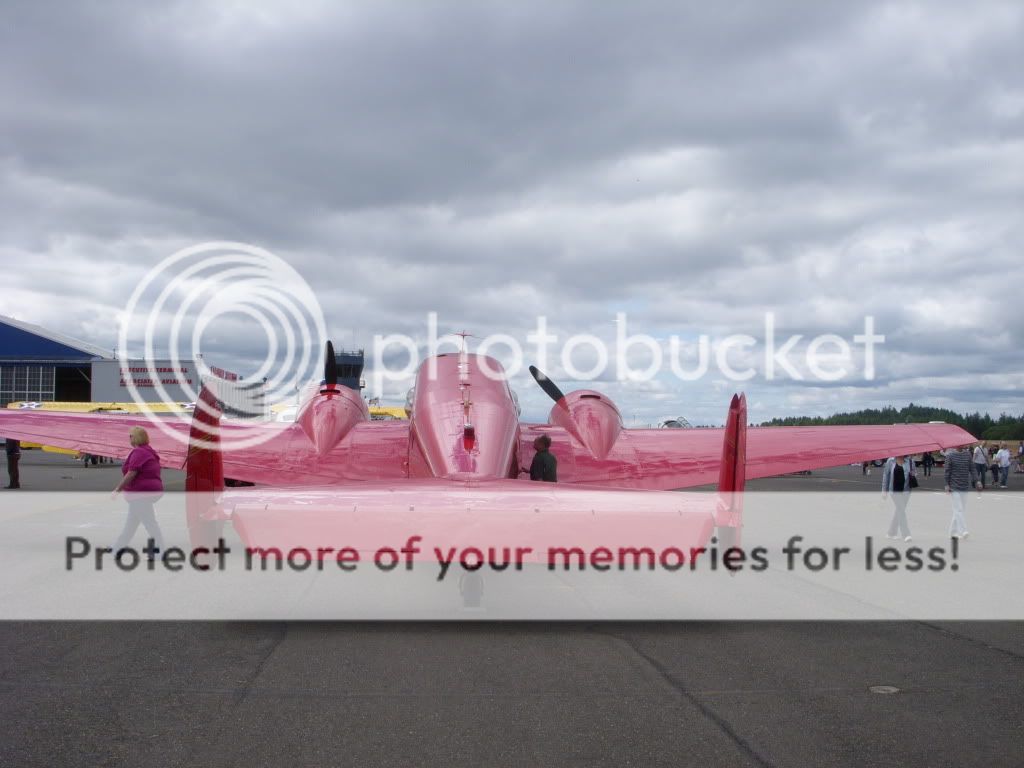 http://i995.photobucket.com/albums/af80/tomagc/BEECHCRAFTREAR.jpg